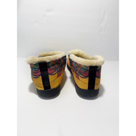 Yes We Vibe Colorful Comfy Sherpa Lined Slip On Peace Sign Shoes US 11 EU 45 - Picture 3 of 5
